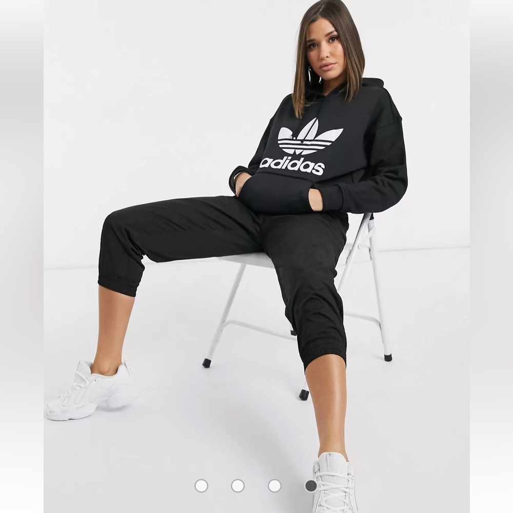 NWT ADIDAS Originals Trefoil Hoodie Sweatshirt Size Small - Picture 6 of 14